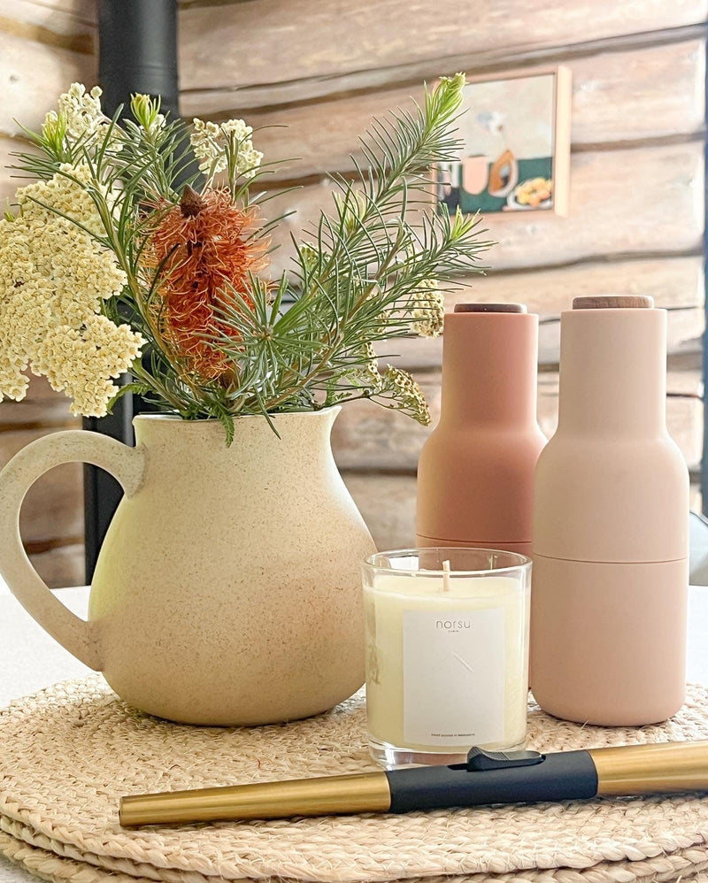 Grace and James Candles norsu Cabin x Grace and James Candle