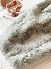 Baya Blankets & Throws Baya Pele Faux Fur Throw - Seafoam