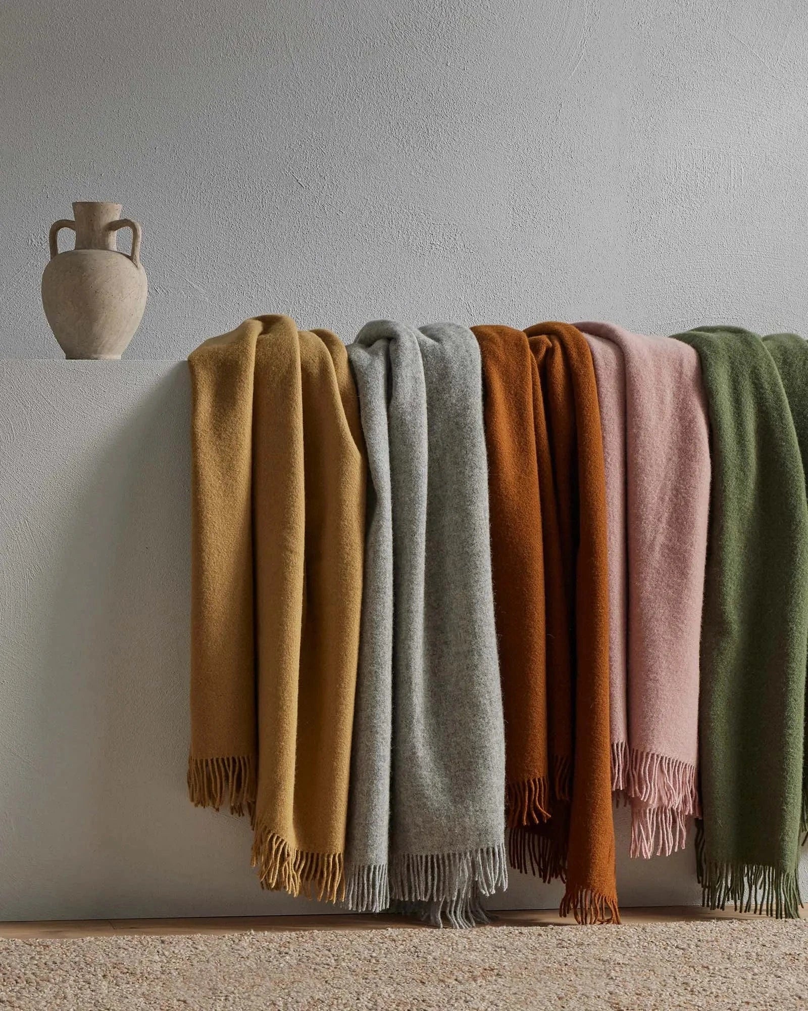 Weave Home Blankets & Throws Weave Home Nevis Lambswool Throw - Rose
