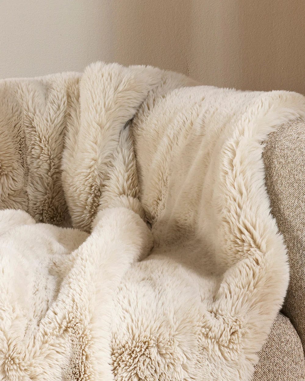 Baya Blankets & Throws Baya Pele Faux Fur Throw - Ecru (7926196961529)