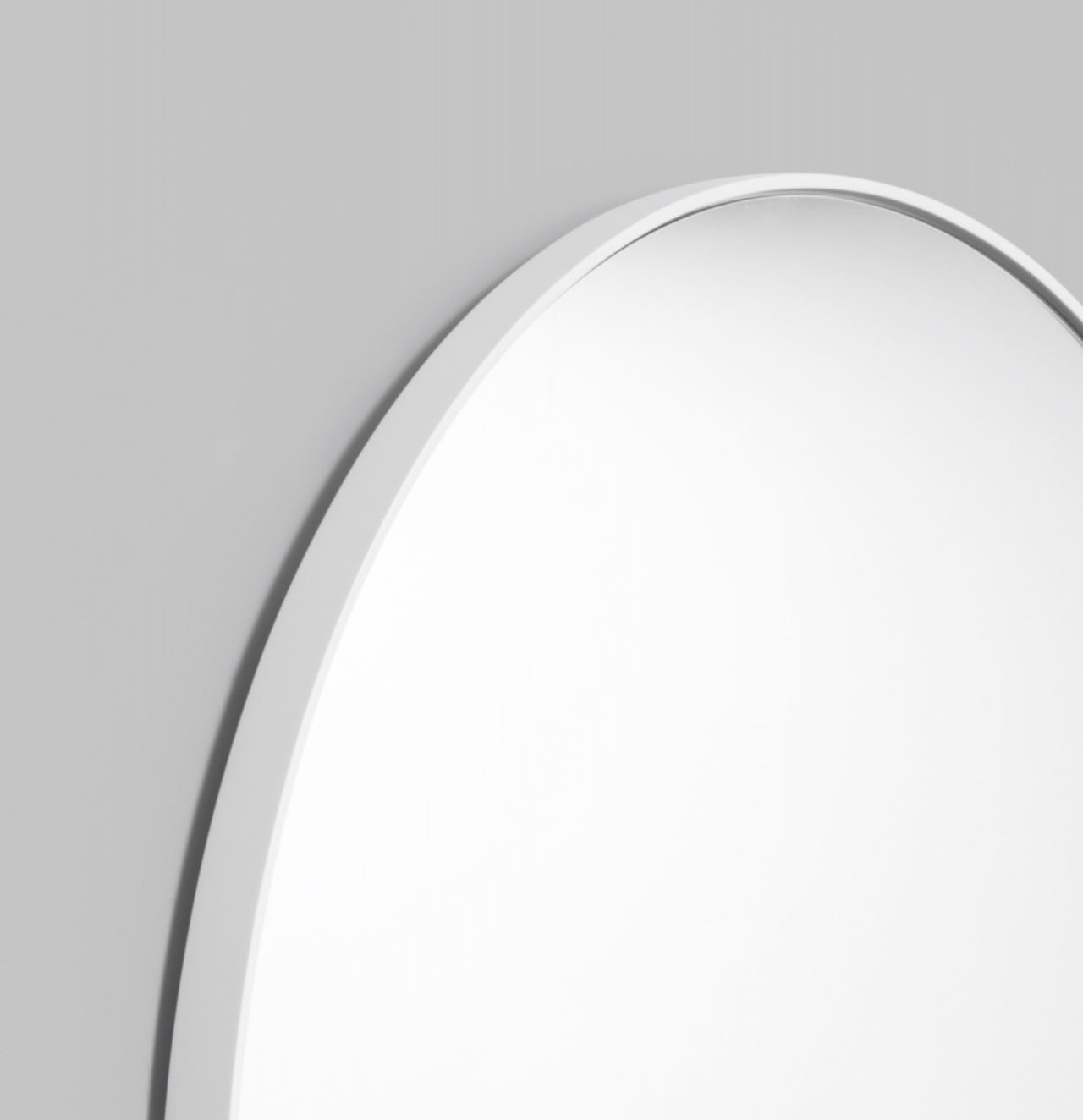 Middle of Nowhere Mirrors Middle of Nowhere Bjorn Round Mirror - Bright White, Various Sizes